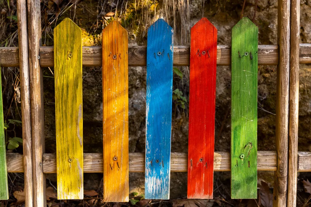 Wood fence staining and preparation for Austin fence painting